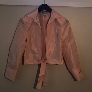 Light jacket with tie around waist